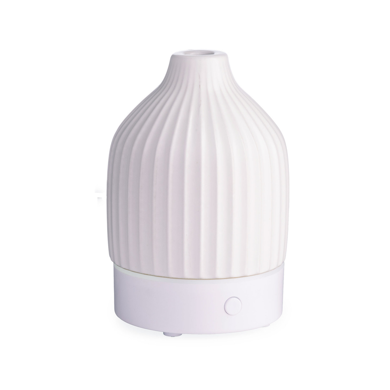 Add understated elegance with the Fluted USB Ultrasonic Diffuser. The crisp white ceramic and timeless fluted texture elevate any shelf or tabletop.